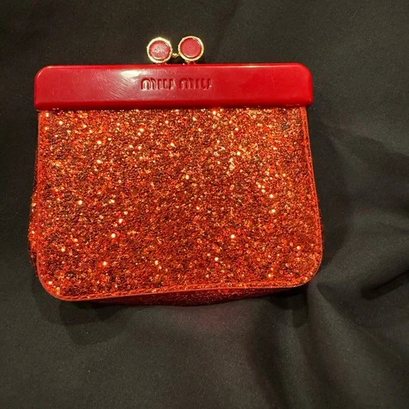 Miu Miu Red Glitter Kiss-lock snap Clutch/Coin Purse - Picture 5 of 16